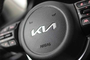 Kia Stonic 1.0 T-GDi 88kW (120CV) MHEV Drive DCT - Foto 33