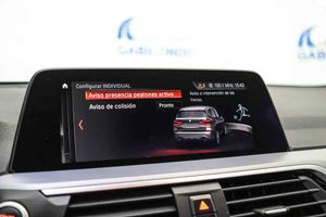 BMW X3 sDrive18d - Foto 52