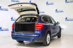BMW X3 sDrive18d - Foto 17