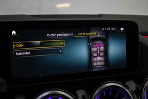 Mercedes Clase B B 180 d **AMG Line** Techo panorámico** - Foto 58