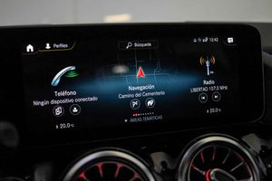 Mercedes Clase B B 180 d **AMG Line** Techo panorámico** - Foto 55