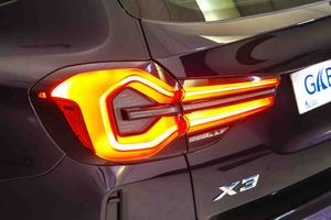 BMW X3 xDrive30e xLine **M Sport** - Foto 17