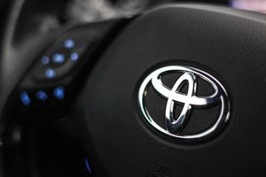 Toyota C-HR 1.8 125H Advance - Foto 33