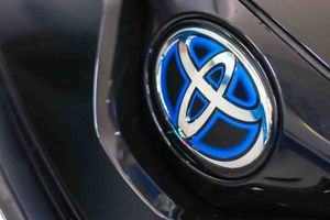 Toyota C-HR 1.8 125H Advance - Foto 8