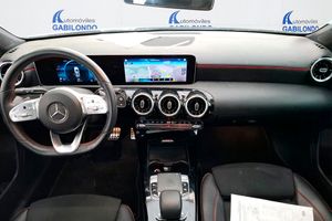 Mercedes Clase A A 200 **AMG Line** - Foto 3