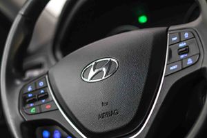 Hyundai i20 1.1 CRDi Essence - Foto 32