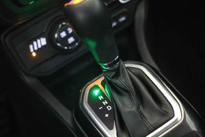 Jeep Renegade 4xe 1.3 PHEV 140 kW(190CV) Limited AT - Foto 44