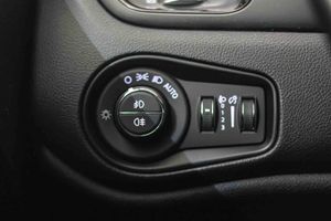 Jeep Renegade 4xe 1.3 PHEV 140 kW(190CV) Limited AT - Foto 32