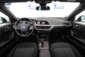 BMW Serie 1 118i Auto. - Foto 30