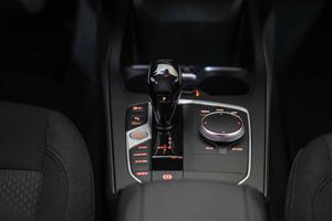 BMW Serie 1 118i Auto. - Foto 40