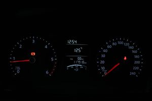 Volkswagen Transporter T6 2.0TDI L1H2  - Foto 40