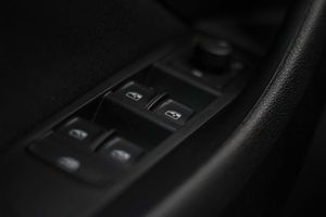 Skoda Kamiq 1.0 TSI 81kW (110CV) DSG AMBITION - Foto 26