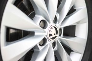 Skoda Kamiq 1.0 TSI 81kW (110CV) DSG AMBITION - Foto 16