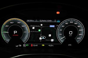 Audi A6 Avant 55 TFSIe quattro Competition - Foto 62