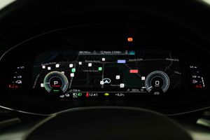 Audi A6 Avant 55 TFSIe quattro Competition - Foto 63