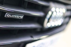 Audi A6 Avant 55 TFSIe quattro Competition - Foto 10