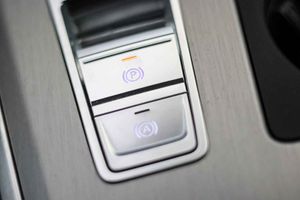 Audi A6 Avant 55 TFSIe quattro Competition - Foto 45