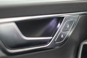 Audi A6 Avant 55 TFSIe quattro Competition - Foto 33