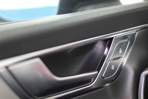 Audi A6 Avant 55 TFSIe quattro Competition - Foto 33