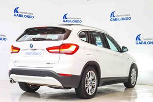 BMW X1 xDrive25e **Techo panorámico** - Foto 13