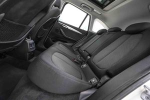 BMW X1 xDrive25e **Techo panorámico** - Foto 33