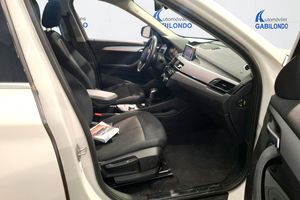 BMW X1 xDrive25e **Techo panorámico** - Foto 6