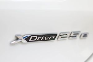 BMW X1 xDrive25e **Techo panorámico** - Foto 24