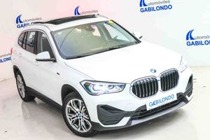 BMW X1 xDrive25e **Techo panorámico** - Foto 15