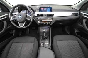 BMW X1 xDrive25e **Techo panorámico** - Foto 35