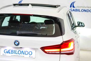 BMW X1 xDrive25e **Techo panorámico** - Foto 25