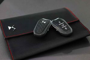 DS DS 7 1.6 E-Tense 225 GRAND CHIC Auto - Foto 64