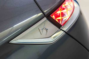 DS DS 7 1.6 E-Tense 225 GRAND CHIC Auto - Foto 22