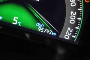 Toyota Rav4 2.5l 220H Business 4WD - Foto 6