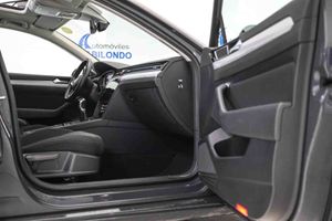 Volkswagen Passat Variant Business 2.0 TDI 110kW - Foto 53