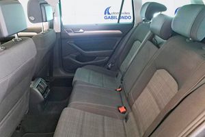 Volkswagen Passat Variant Business 2.0 TDI 110kW - Foto 6