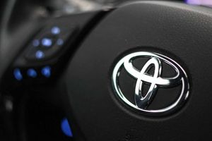 Toyota C-HR 2.0 180H Dynamic - Foto 35