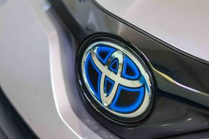 Toyota C-HR 2.0 180H Dynamic - Foto 8