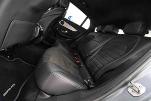 Mercedes GLC Coupé GLC 300 e 4MATIC **AMG Line** - Foto 49