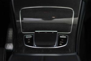 Mercedes GLC Coupé GLC 300 e 4MATIC **AMG Line** - Foto 44