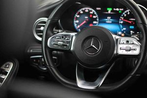 Mercedes GLC Coupé GLC 300 e 4MATIC **AMG Line** - Foto 36