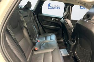 Volvo XC60 2.0 T6 AWD Recharge Inscription Auto - Foto 8