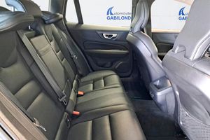Volvo V60 2.0 B3 (G) Momentum Auto - Foto 7