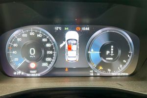 Volvo XC40 1.5 T5 Twin Recharge Inscription Auto - Foto 4