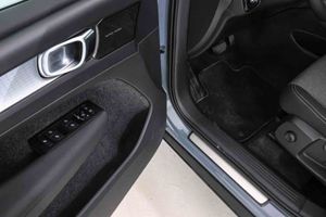 Volvo XC40 1.5 T5 Twin Recharge Inscription Auto - Foto 32