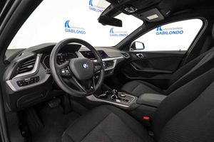 BMW Serie 1 118i Auto. - Foto 25