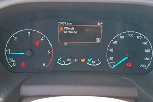 Ford Transit Chasis Cabina 3500 L4 Ecoblue  - Foto 3