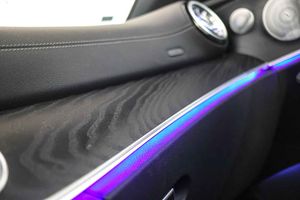 Mercedes Clase E Coupé E 220 d 4MATIC AMG Line **Techo panorámico** - Foto 49