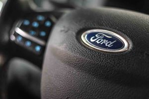 Ford Transit T330 L3H2 2.0 EcoBlue Trend - Foto 30