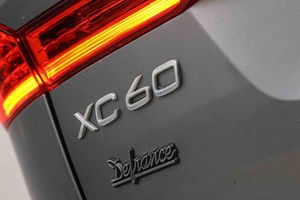 Volvo XC60 2.0 T6 AWD Recharge Inscription Auto - Foto 13