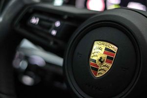 Porsche Panamera 4 E-Hybrid - Foto 39
